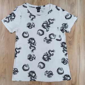 🔺️Justify White & Black Dragon Print Short Sleeve Top Small